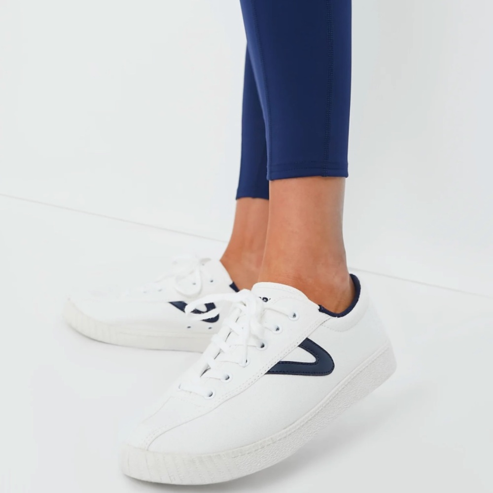 NEW Tretorn Nylite Plus Canvas White/Navy/Navy l Sneakers Women’s Size 9